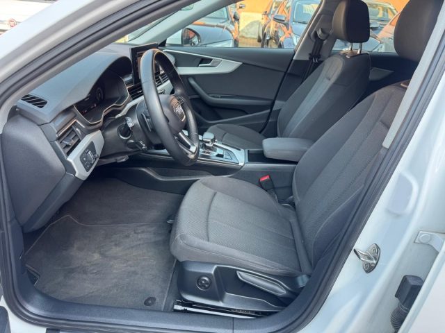 AUDI A4 usata, con Portellone posteriore elettrico