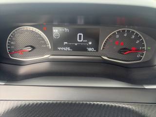 PEUGEOT 2008 usata 13
