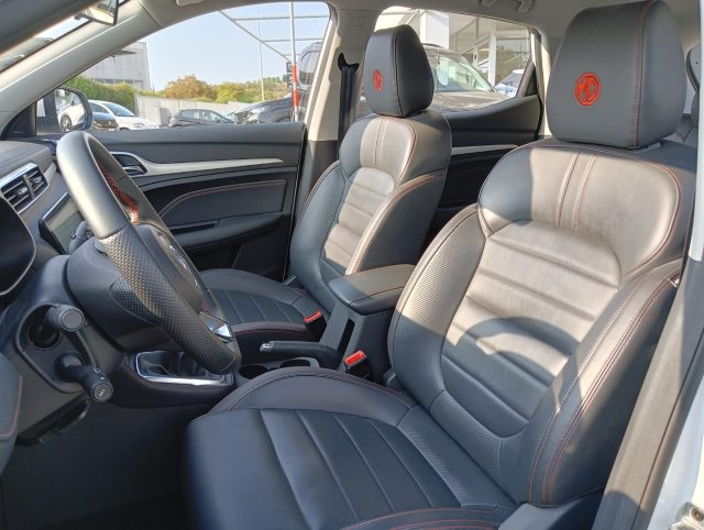 MG ZS usata, con Sedile posteriore sdoppiato