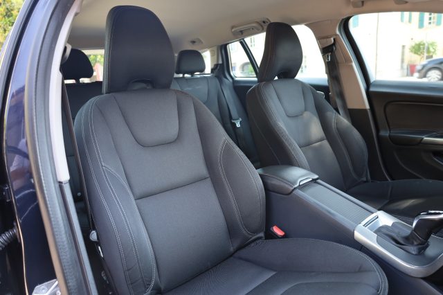 VOLVO V60 usata 120