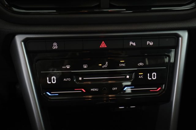 VOLKSWAGEN T-Roc usata 12