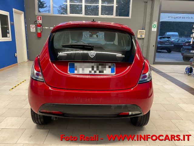 LANCIA Ypsilon usata, con ESP