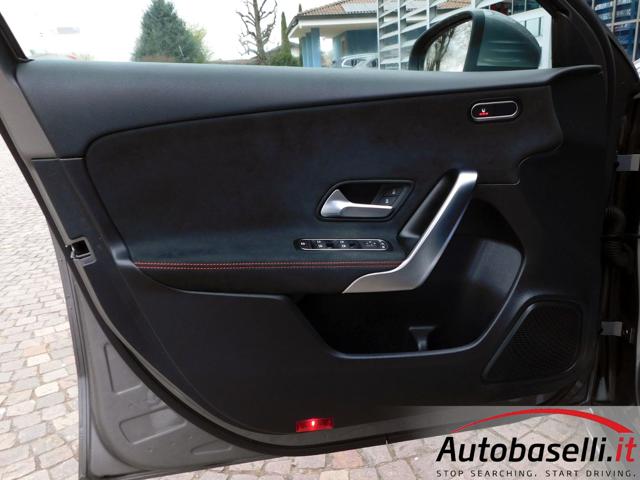 MERCEDES-BENZ A 200 usata, con Sensori di parcheggio anteriori