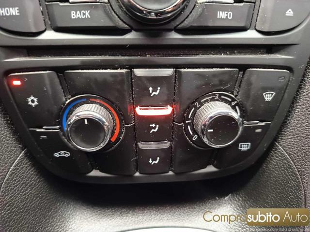 OPEL Meriva usata, con Bluetooth