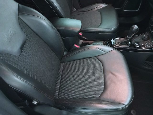 JEEP Compass usata, con Volante in pelle
