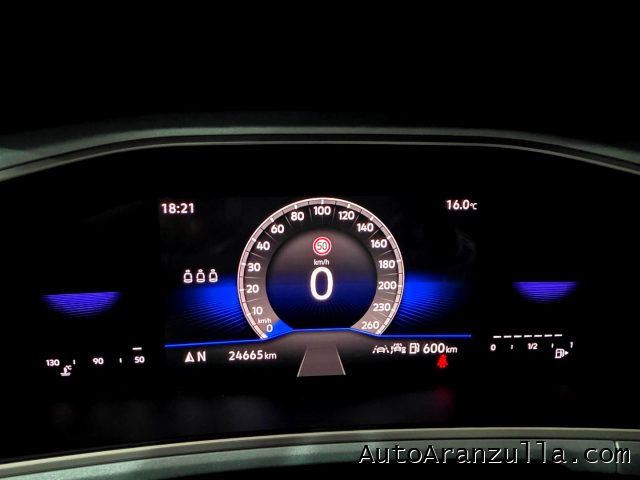 VOLKSWAGEN T-Roc usata, con Sistema di navigazione