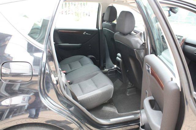 MERCEDES-BENZ A 150 usata, con Specchietti laterali elettrici