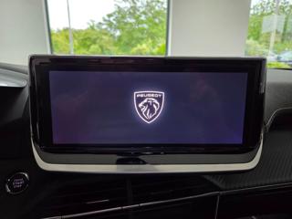 PEUGEOT 2008 usata, con Cruise Control