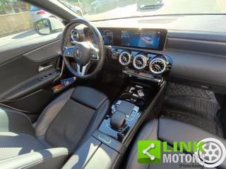 MERCEDES-BENZ CLA 200 usata, con Touch screen