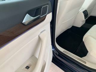 VOLKSWAGEN Passat usata, con Bracciolo