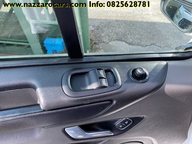 FORD Transit Custom usata, con Climatizzatore