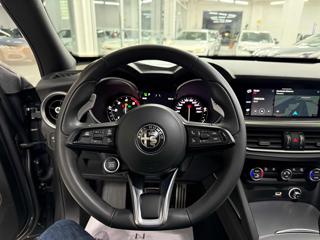 ALFA ROMEO Stelvio usata, con Sensori di parcheggio posteriori