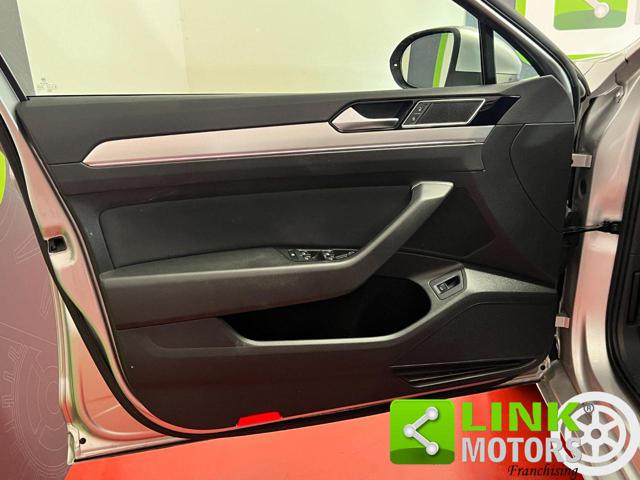 VOLKSWAGEN Passat Variant usata, con Fendinebbia