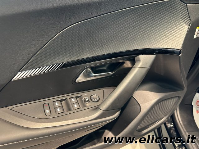 PEUGEOT 2008 usata, con Cruise Control