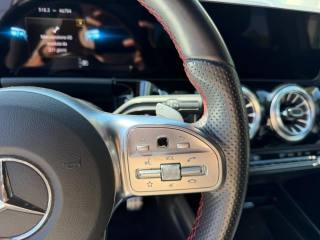 MERCEDES-BENZ GLA 180 usata, con Cronologia tagliandi