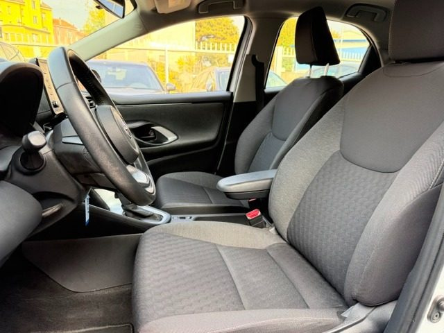 TOYOTA Yaris usata, con Cruise Control