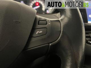 PEUGEOT 208 usata, con Sedile posteriore sdoppiato