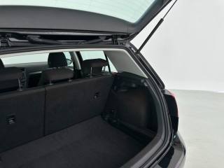 VOLKSWAGEN Golf usata, con Park Distance Control