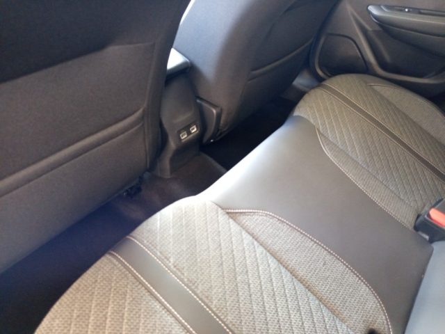 PEUGEOT 208 usata 17