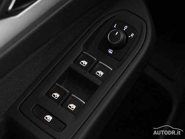VOLKSWAGEN Golf Variant usata, con Isofix