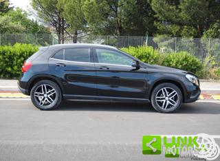 MERCEDES-BENZ GLA 200 usata 18