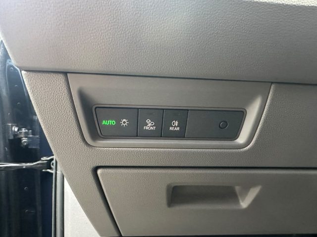 VOLKSWAGEN Touareg usata, con Climatizzatore