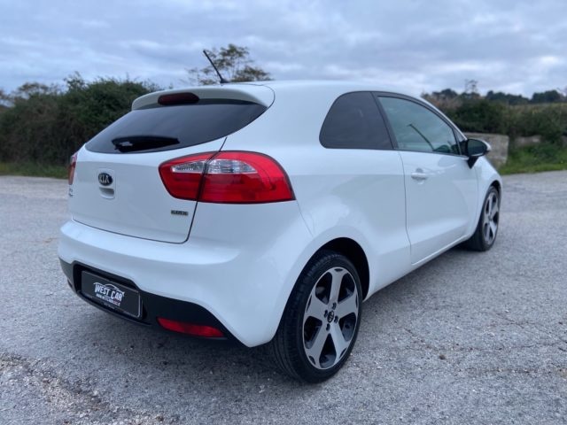 KIA Rio usata, con Autoradio