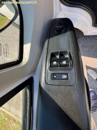PEUGEOT Boxer usata, con Controllo vocale