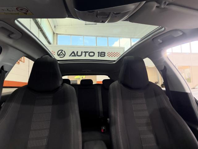 PEUGEOT 308 usata, con Autoradio