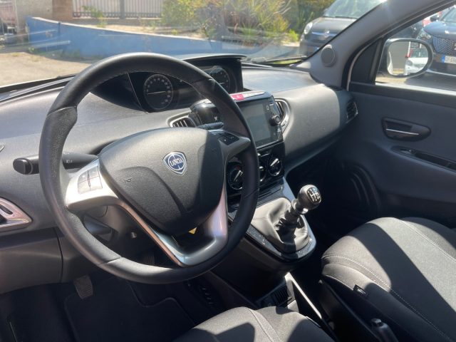 LANCIA Ypsilon usata 10