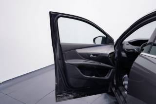 PEUGEOT 5008 usata, con Climatizzatore