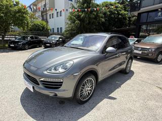 PORSCHE Cayenne usata, con Airbag