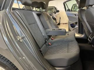 VOLKSWAGEN Golf Variant usata, con Servosterzo