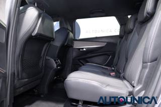 PEUGEOT 5008 usata, con Blind spot monitor