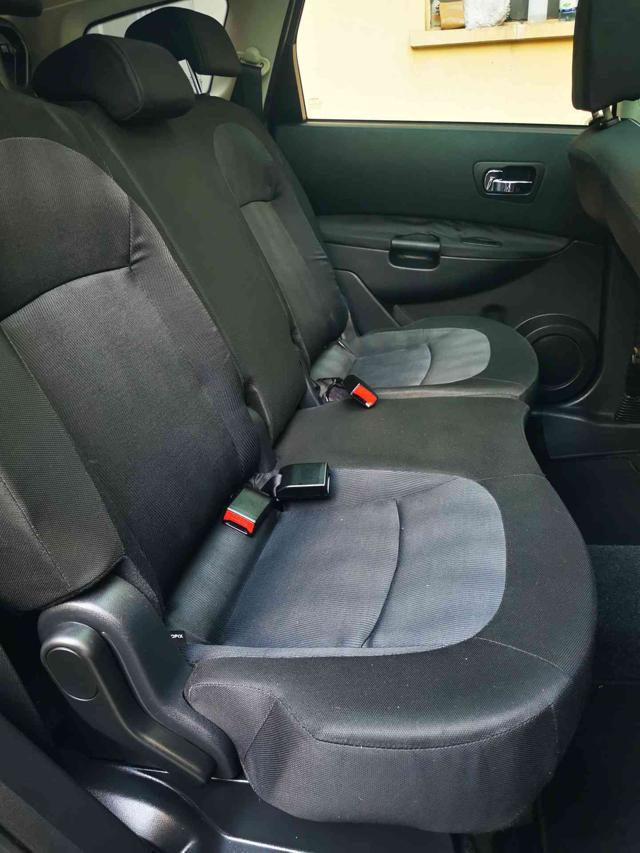 NISSAN Qashqai+2 usata, con Specchietti laterali elettrici