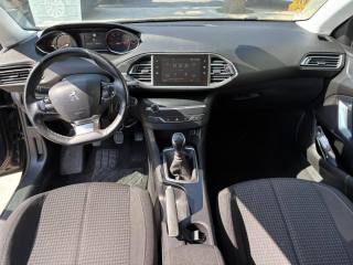 PEUGEOT 308 usata, con Boardcomputer