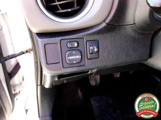 TOYOTA Yaris usata, con Sistema di navigazione