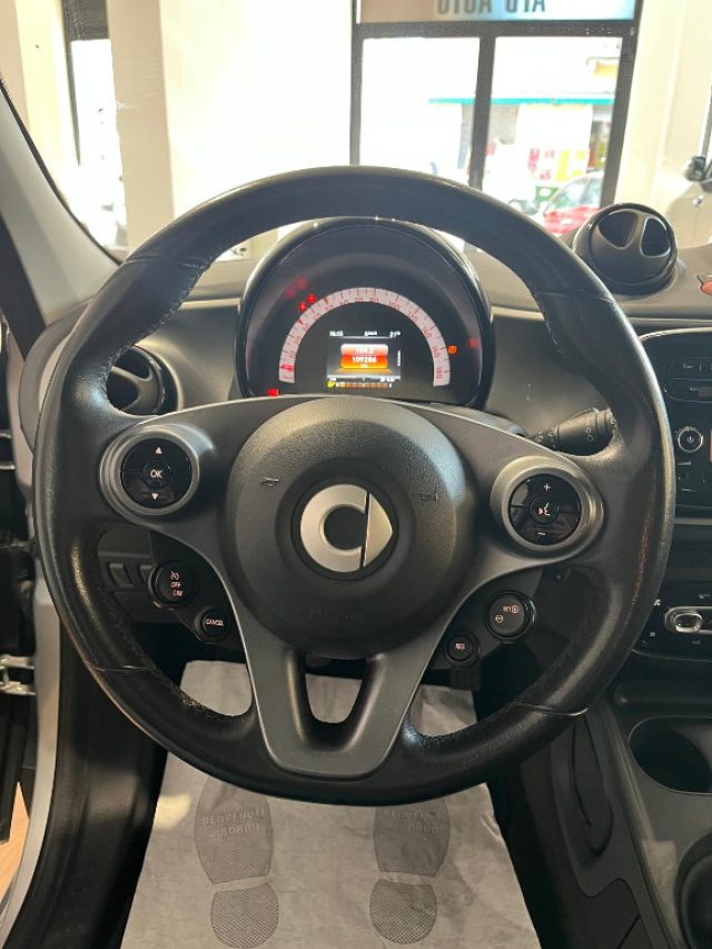 SMART ForFour usata, con Controllo trazione