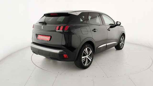 PEUGEOT 3008 usata, con Boardcomputer