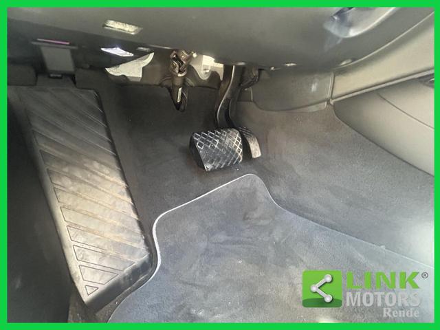AUDI A4 usata, con Autoradio digitale