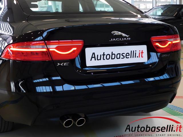 JAGUAR XE usata, con Sensori di parcheggio posteriori