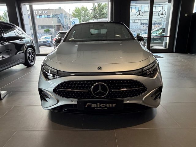 MERCEDES-BENZ CLA 200 usata, con Airbag