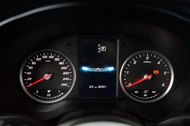 MERCEDES-BENZ GLC 220 usata 56