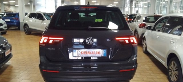 VOLKSWAGEN Tiguan usata, con Autoradio