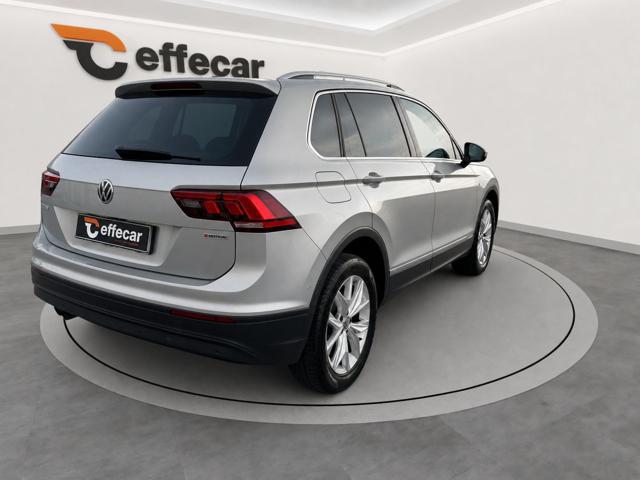 VOLKSWAGEN Tiguan usata, con Autoradio