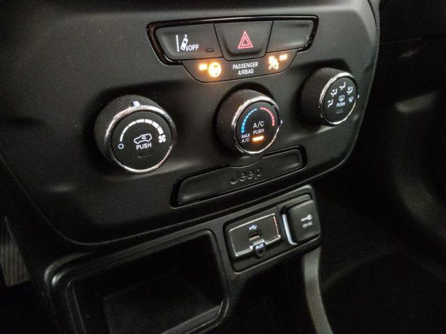 JEEP Renegade usata, con Sedile posteriore sdoppiato