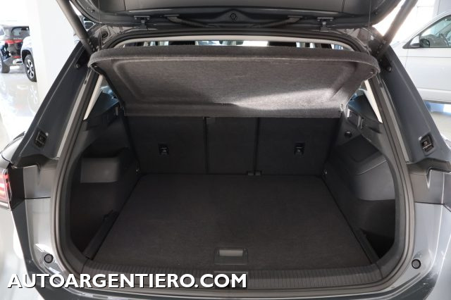 VOLKSWAGEN Tiguan usata, con Airbag testa