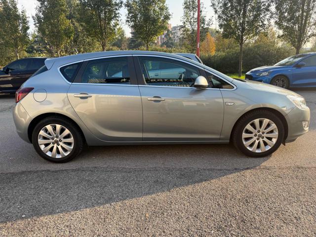OPEL Astra usata, con Autoradio
