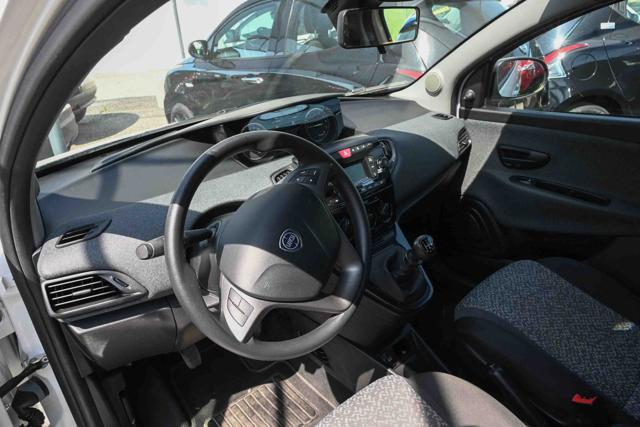 LANCIA Ypsilon usata, con Sedile posteriore sdoppiato
