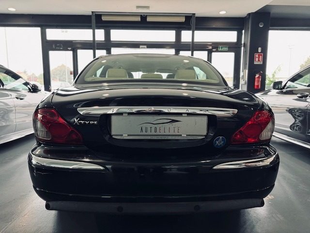 JAGUAR X-Type usata, con Antifurto